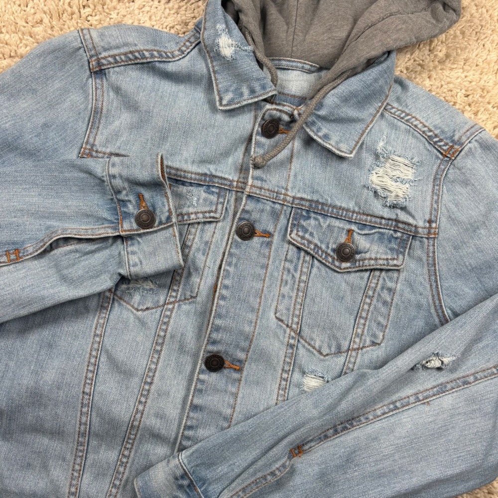 Abercrombie & Fitch Denim Jacket Women Small Blue Distressed Hooded Trucker